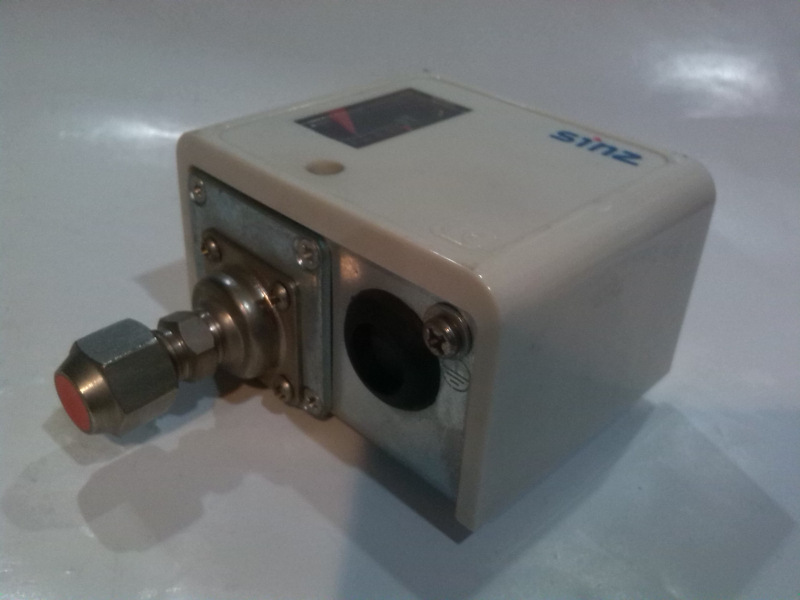 制冷机组冷库空调设备充油高低压力表油压差压力控制器双压控开关