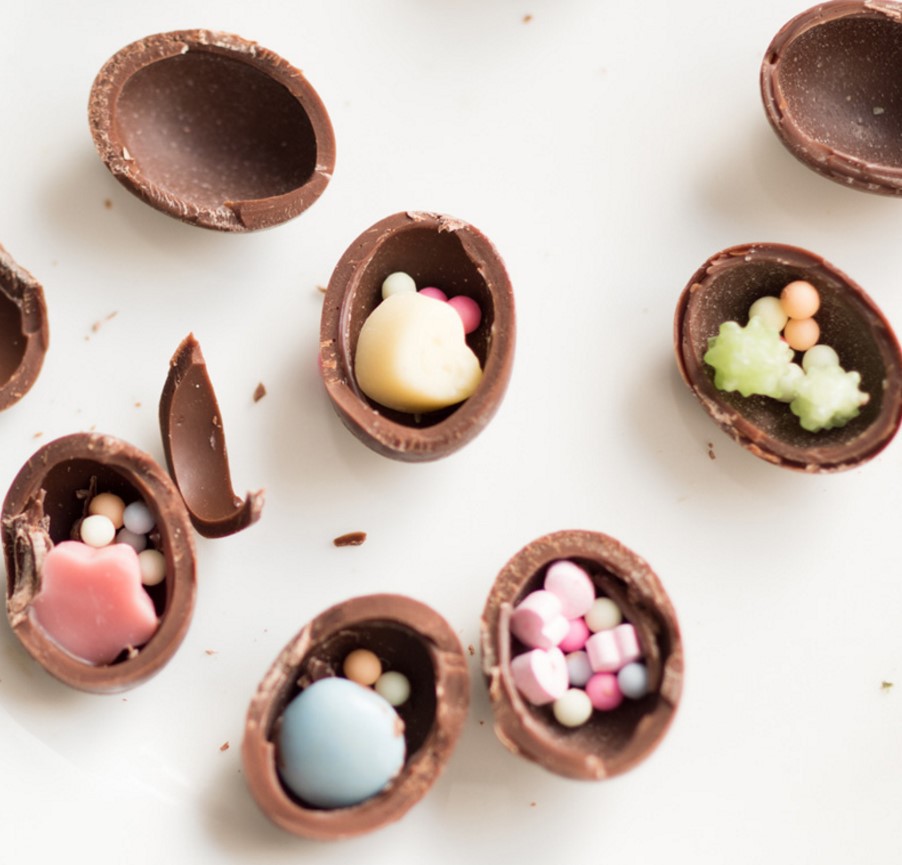 日本进口巧克力 meiji明治五彩巧克力蛋 内含贴纸 儿童礼物巧克力