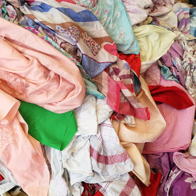 二手床上用品外貿出口舊床單被套毛毯窗簾布娃娃廠家庫存跨境批發