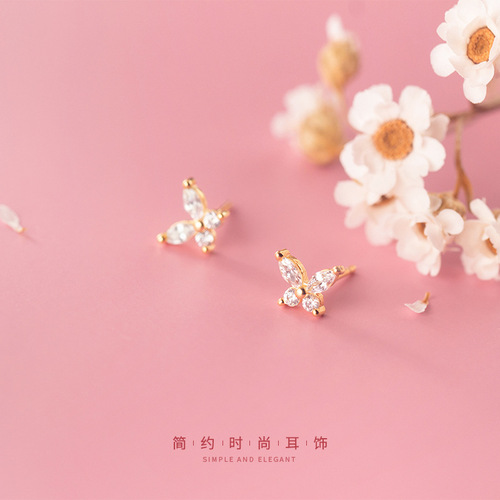 s925银针可爱森系小蝴蝶耳钉韩版学生气质淑女镶钻养耳洞耳饰女