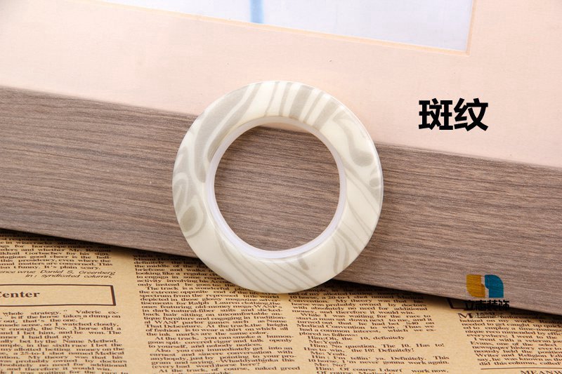 줄무늬 색상의 상자