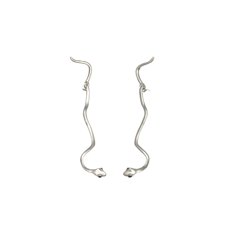 New Retro Fashion Snake-shaped Earrings Texture Silver Diamond Curved Earrings For Women Wholesale display picture 13