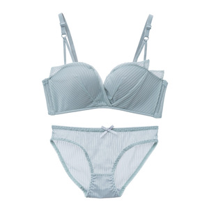 原创新品聚拢性感内衣女小胸无钢圈胸罩收副乳上托调整型文胸套装