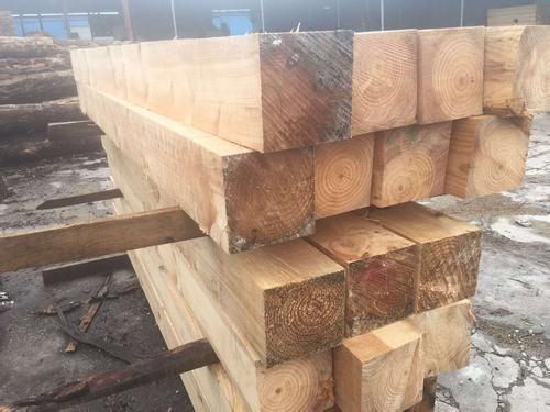厂家生产桥梁枕木包装烘干木方工地建筑用木材 实 木方木批发