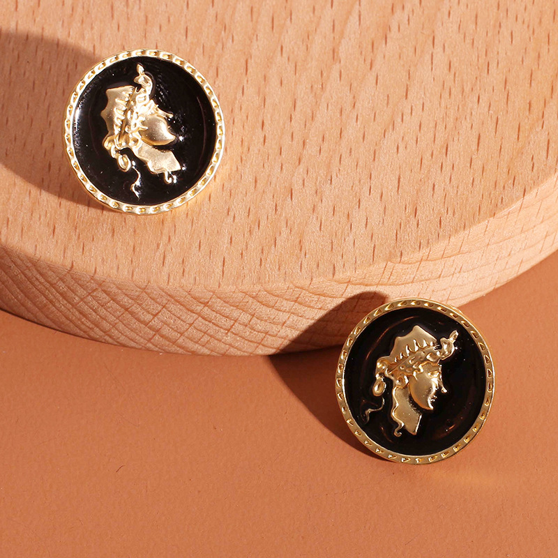 10g Weight Earrings Classification Wedding, Travel Occasion Alloy Material Women'S Gender Fashion Style Gold Color Retro Baroque Style Earrings Portrait Coin Alloy Earrings Fashion Minimalist Button Earrings Wholesale Nihaojewelry 3