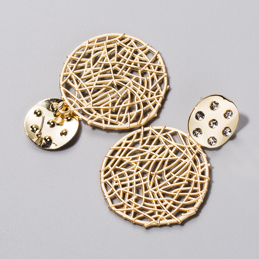 S925 Pin Korean Fashion Earrings Diamond Hollow Round Mesh Alloy Gold Stud Earrings display picture 5