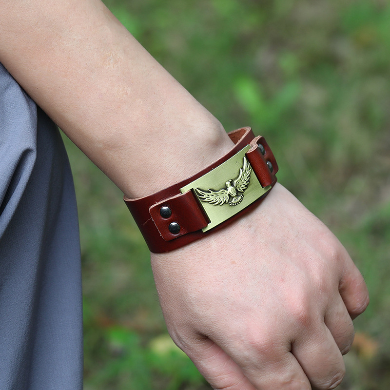 Retro Punk Leather Bracelet display picture 9