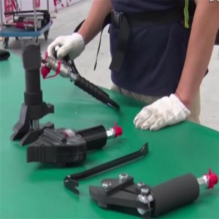 电动破拆工具组 消防救援背负式电动液压工具组 供应