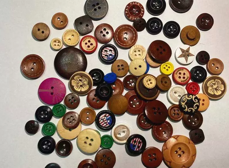 大小混装多款式椰子扣木纽扣服饰木质扣子 衣服配件木纽扣10-45mm