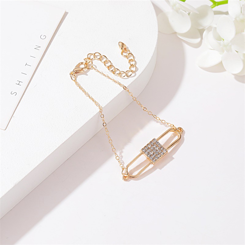 New Bracelet Love Lock Diamond Bracelet Creative Full Diamond Lock Bracelet Wholesale Nihaojewelry display picture 5