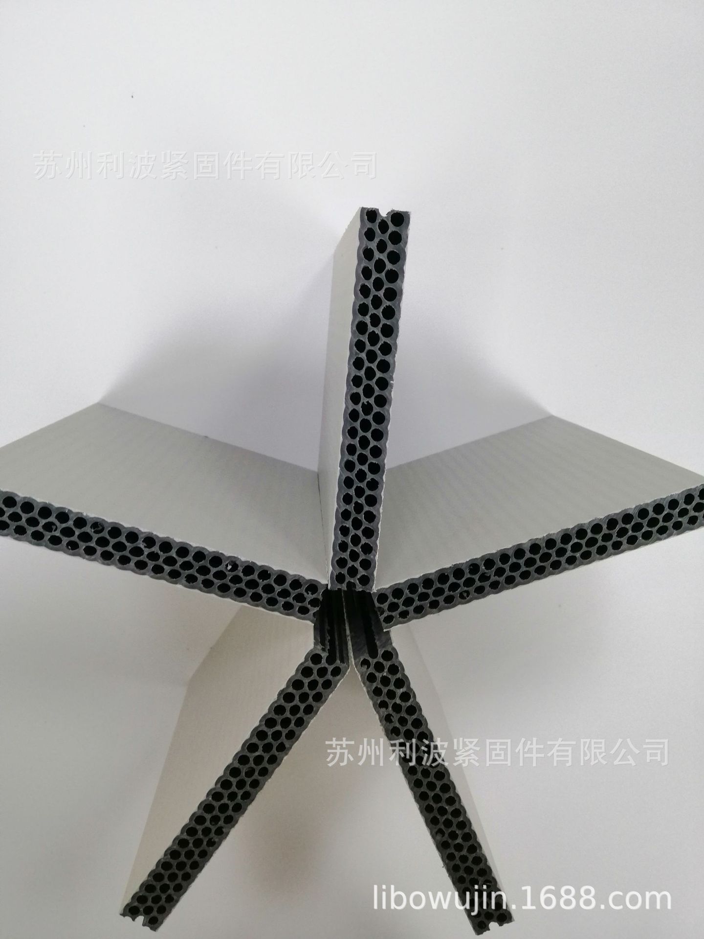 利波纳米覆膜中空塑料模板厂家直销，泸州厂家直销塑料模板