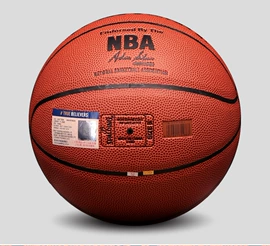 篮球;足球训练用具;足球护腿板