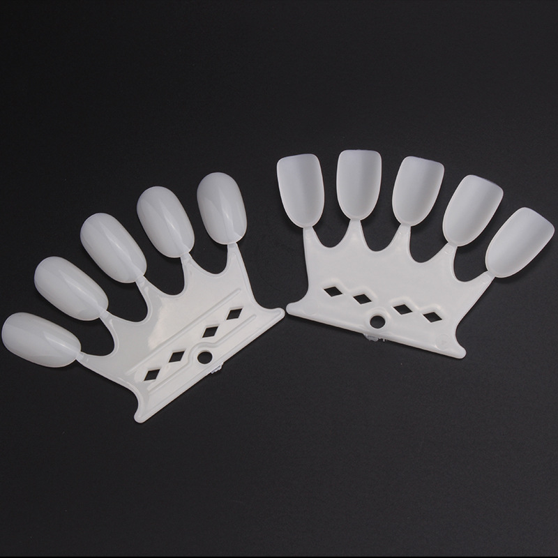 Transfronterizo para manicuras tarjetas de color de la corona de modelo de tarjetas de color de práctica de manicuras de la corona de forma de manicuras 4 selección de colores