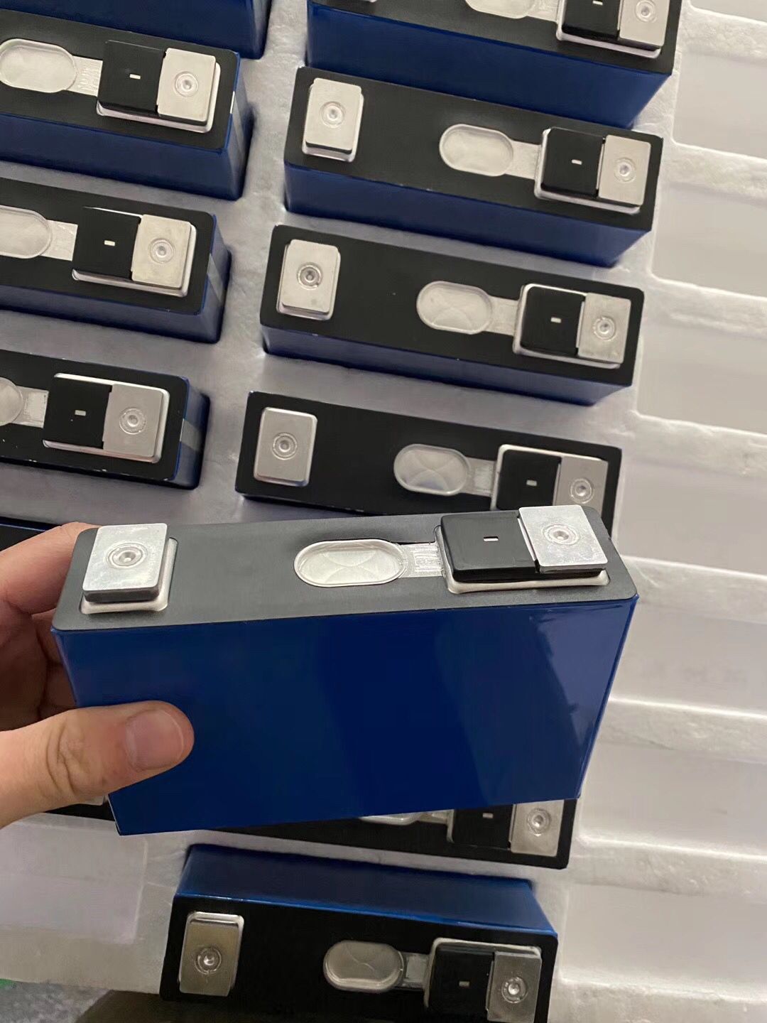 Energy Storage Lithium Battery Lead-Acid to Lithium Battery 12V24V100Ah150Ah200Ah Lithium Iron Phosphate Battery Smart Bms