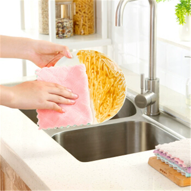 Spot wholesale double -sided thickened coral velvet dishwashing cloth absorption cloth kitchen, no oil, non -oil, a lazy cloth