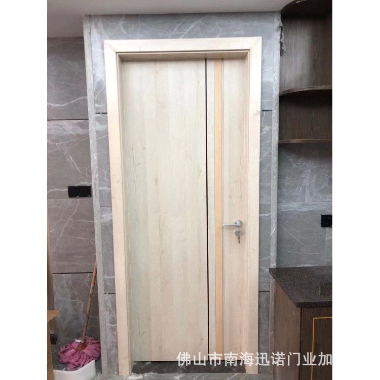 Puerta de cristal de carbono ecológico sin pintura de estilo simple 45mm puerta trasera de múltiples capas hoja reductora puerta plana marco de puerta de madera maciza image 3