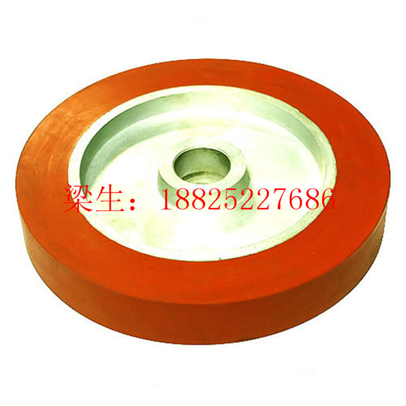 滚胶包覆机轮,贴pvc和木纹纸的包覆机胶轮