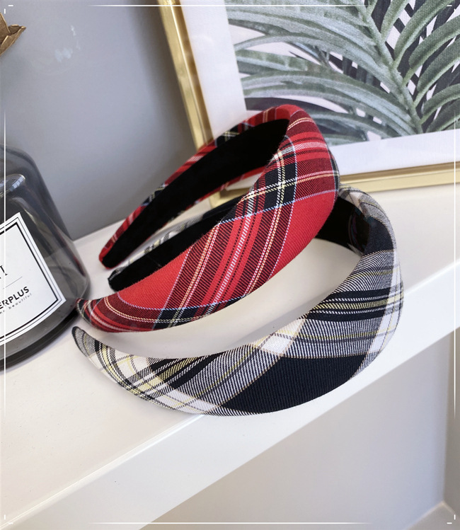 Red Plaid Headband Wild Out French Retro Simple Headband Nihaojewelry Wholesale display picture 7