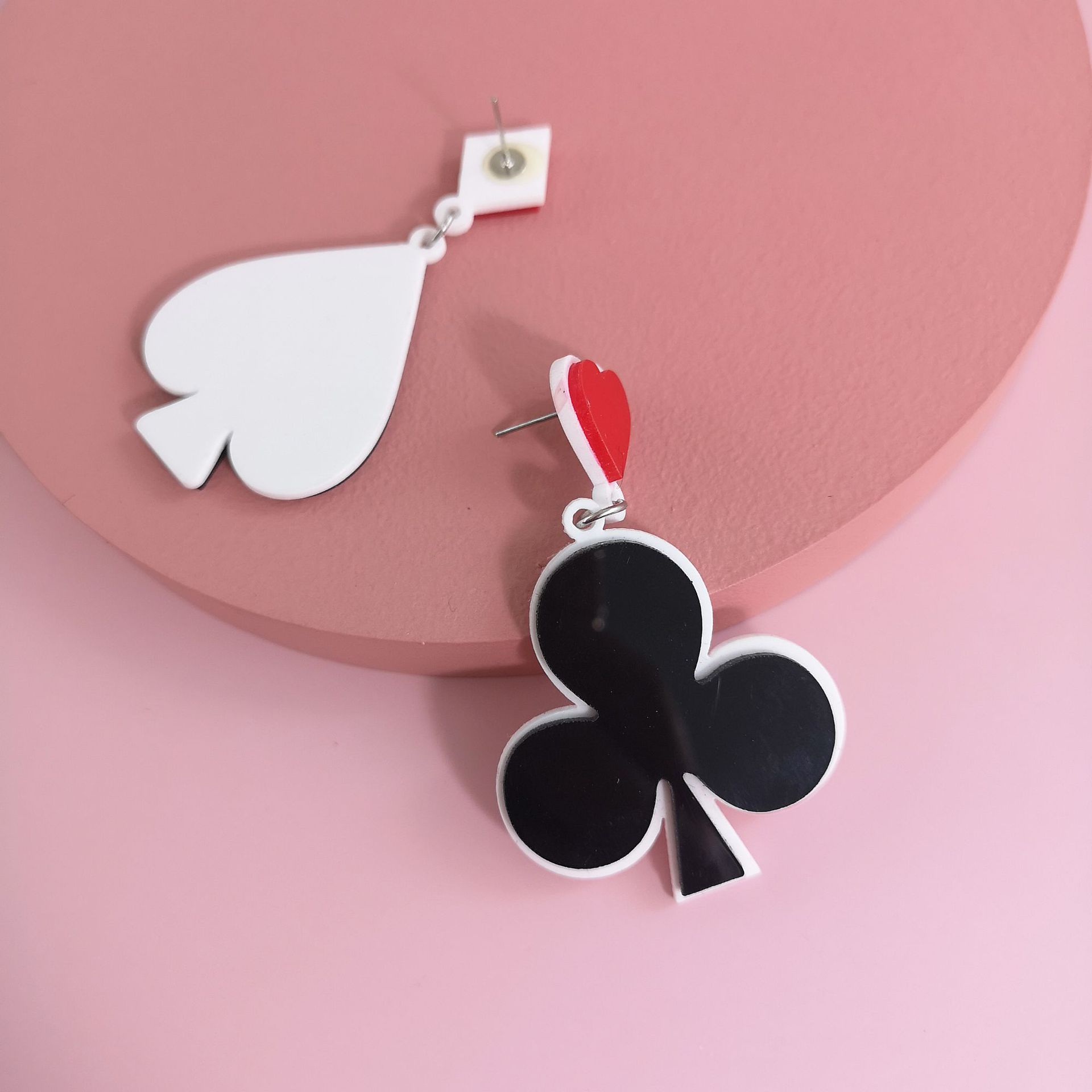 New Fashion Playing Card Spade Plum Earrings Red Square Peach Heart Earrings For Women Wholesale display picture 5