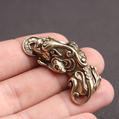 Pure brass exquisite money-biting Pixiu keychain pendant auspiciousness and wealth solid Pixiu luggage pendant