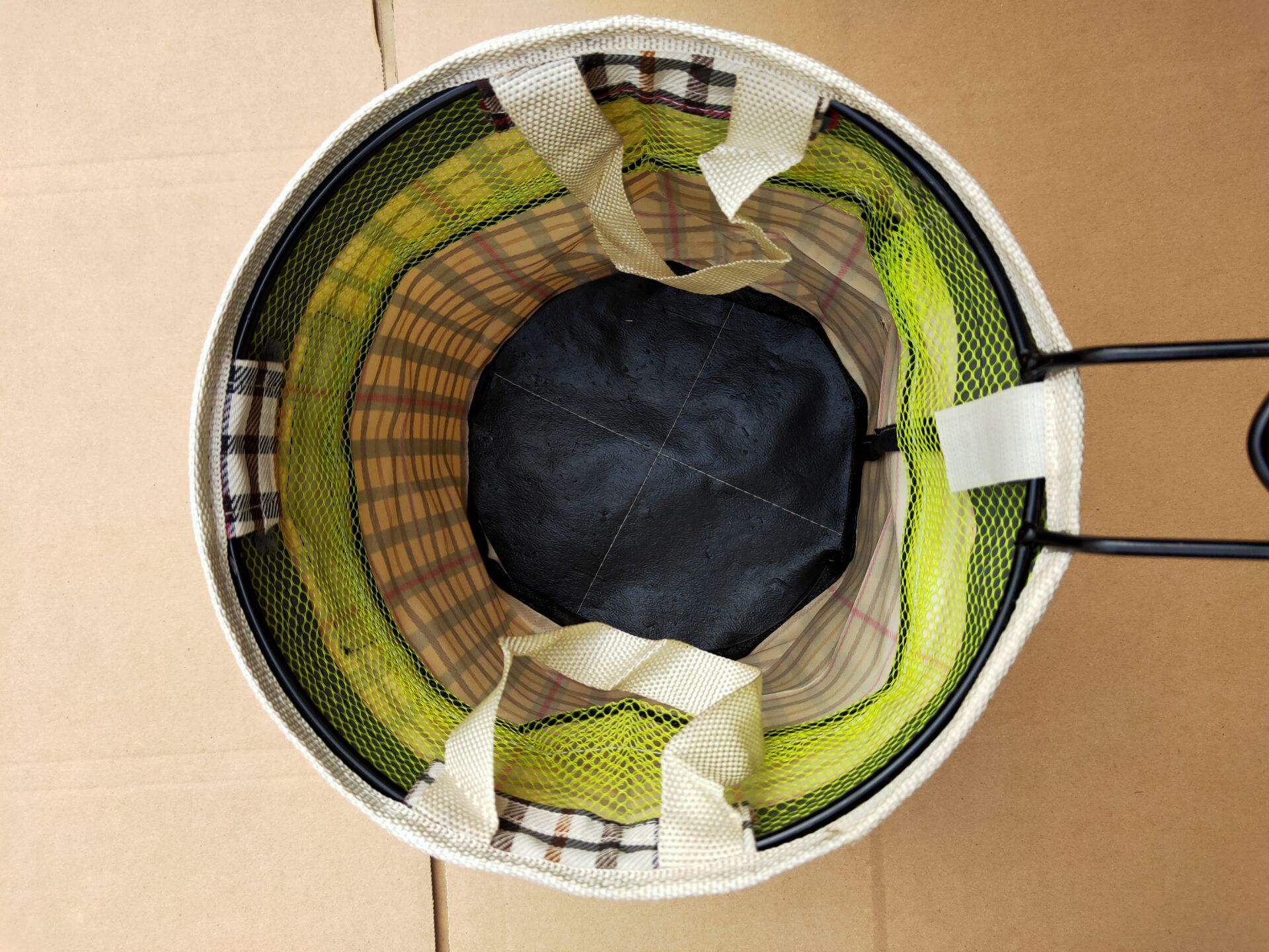 5B3FED6E95694E41C22DEACEA023E6