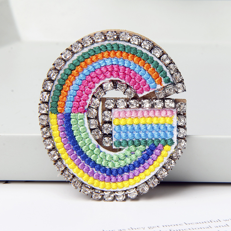 Simple Style Letter Rhinestone Embroidery Women's Brooches 1 Piece display picture 28