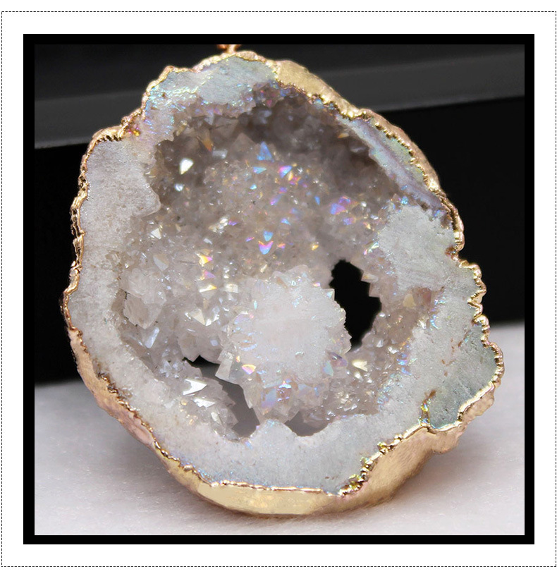 晶洞包边 (7).jpg