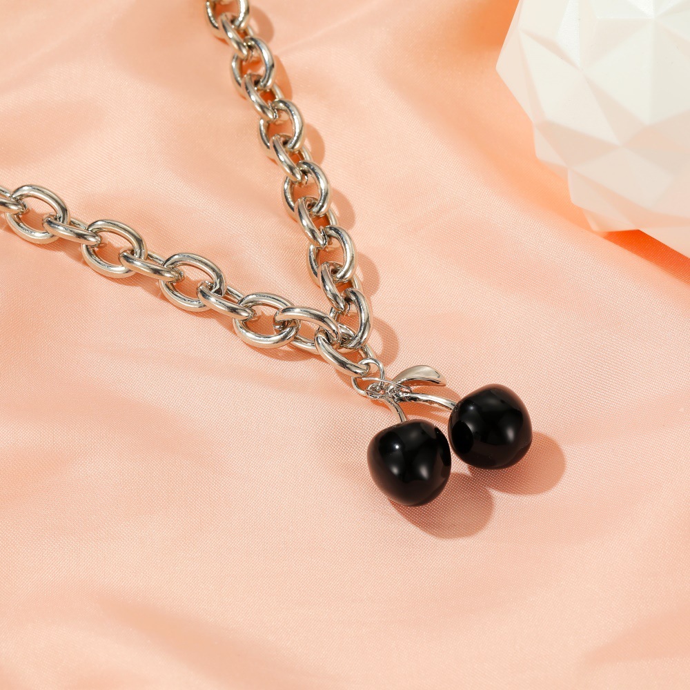 Korean Black Cherry Fashion Thick Chain Word Buckle Simple Fruit Alloy Choker display picture 7