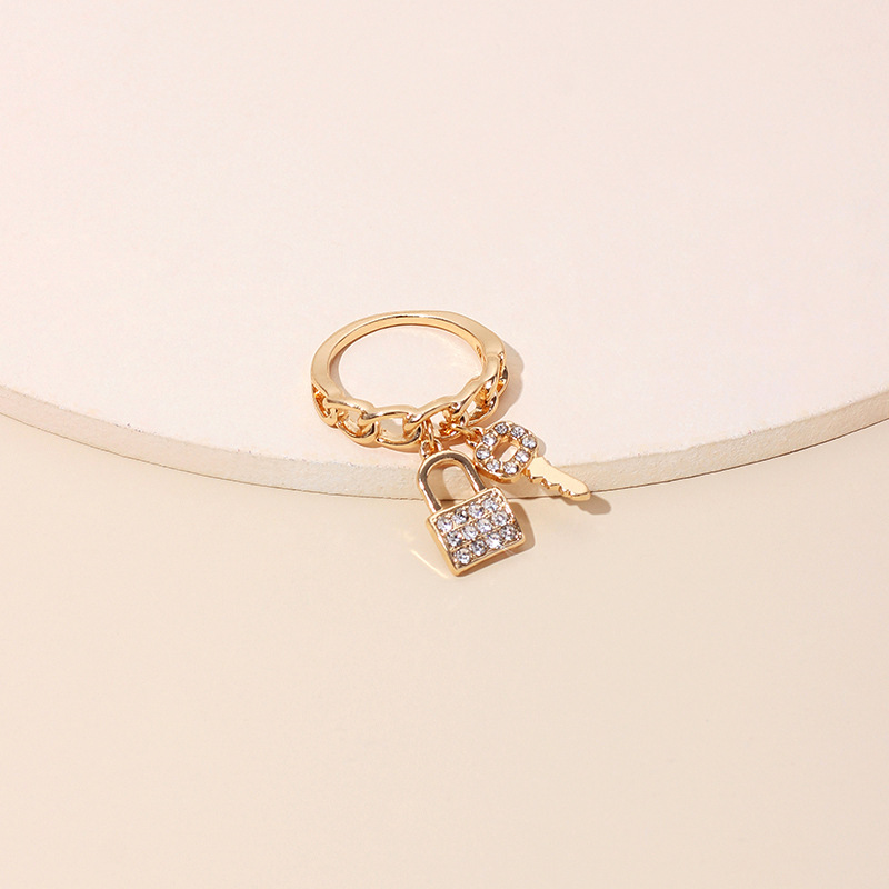 4g Weight Birthday Occasion Lock Pattern Women'S Gender Gold Color One Size Size Korean Key Lock Core Rhinestone Ring Creative Fashion Diamond Ring Wholesale Nihaojewelry 2
