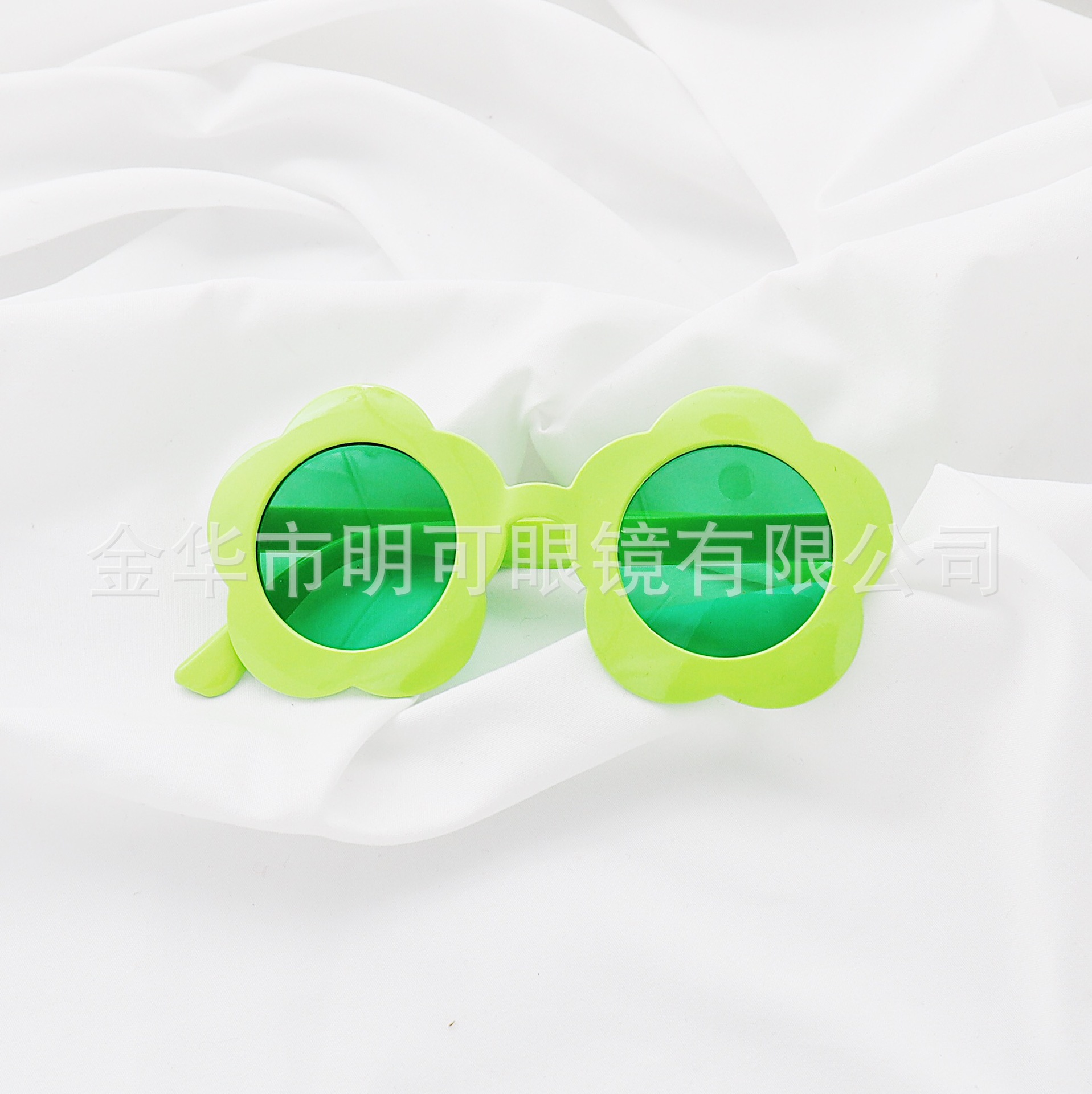 彩片单独F76DFD18-32B2-46A7-AD60-19