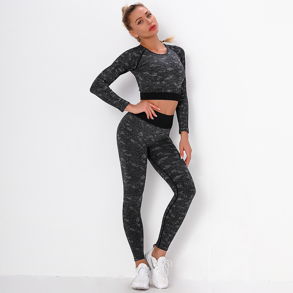 seamless knitted quick-drying striped camouflage three-piece yoga suit NSLX8989