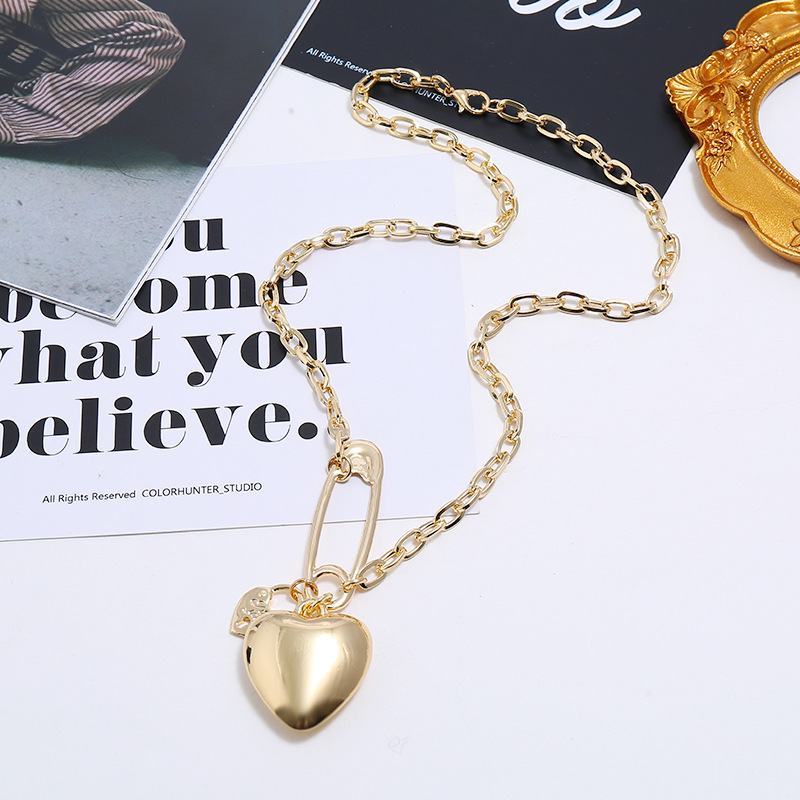 Cute Three-dimensional Pendant Clavicle Chain New Simple Love Pin Sweater Chain Wholesales Yiwu Suppliers China display picture 4