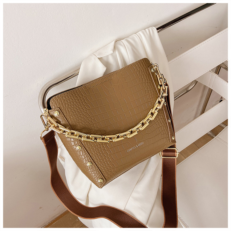 New Trendy Fashion Trend Bucket Bag display picture 1