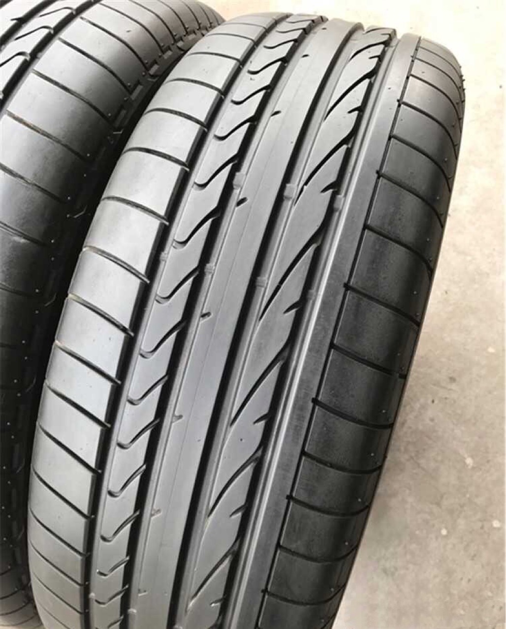 Used Bridgestone explosion-proof tire 235/55 R 19 255/45R20 Mercedes GLC300/GLC260