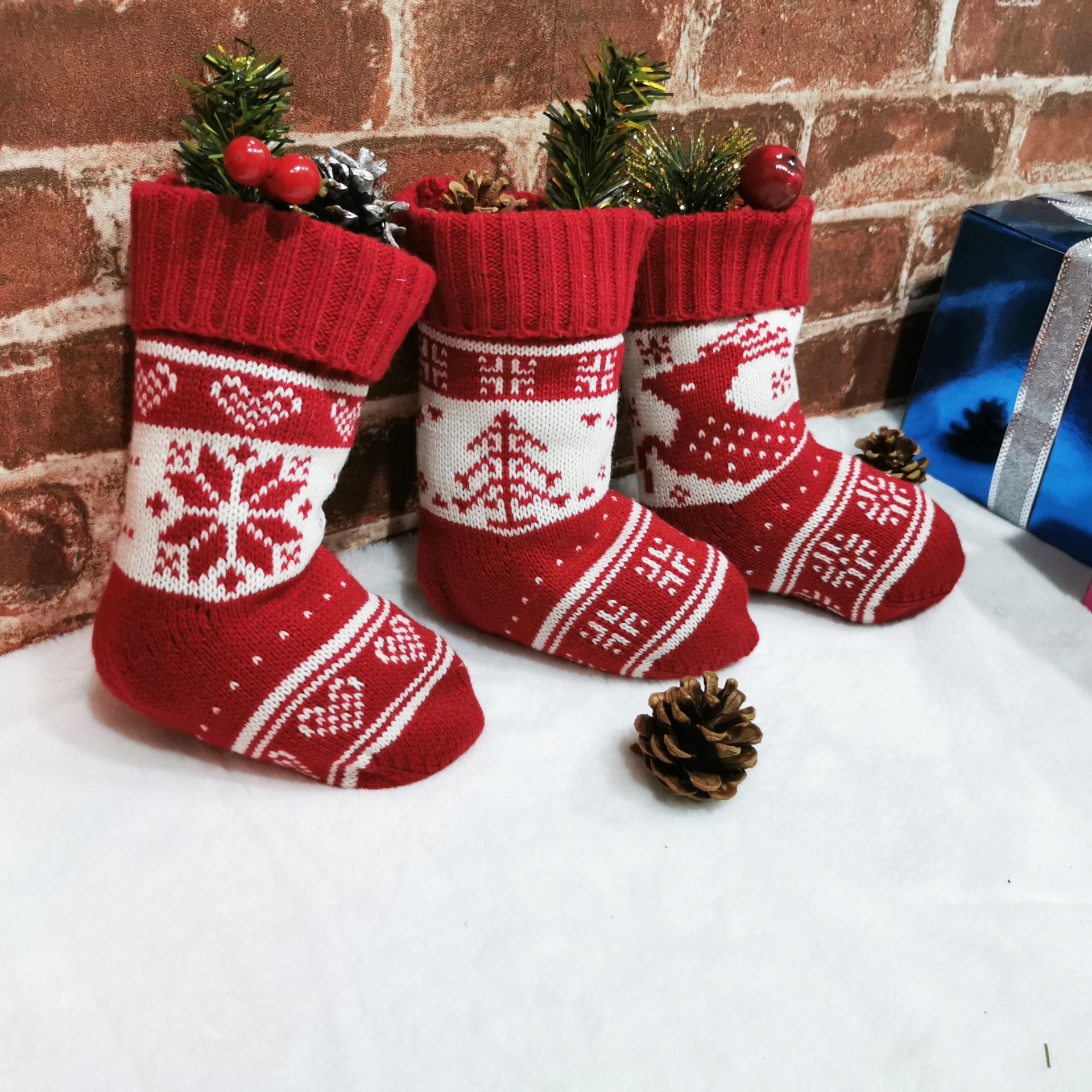 Christmas Basic Retro Classic Style Christmas Tree Elk Polyester Indoor Party Festival Christmas Socks display picture 2