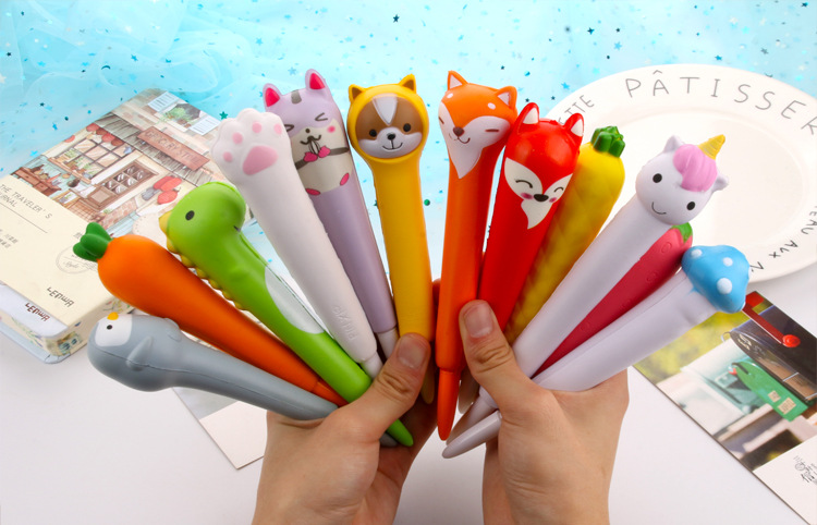 30g Weight Gel Pen Stationery Type 1 Piece Quantity School, Daily Occasion Plastic Material Animal Pattern Cute Style Creative New Decompression Student Cartoon Gel Pen Decompression Pen