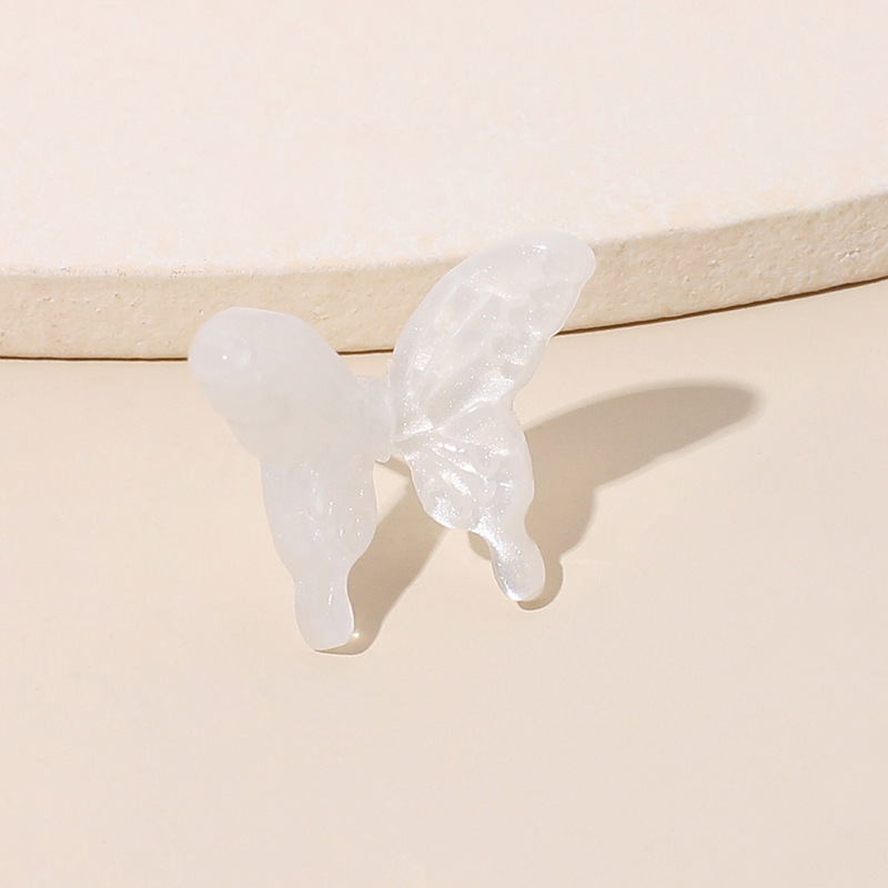 2g Weight Earrings, Ear Studs Classification Wedding, Travel Occasion Bow Knot Pattern Women'S Gender White, Pink, Purple Color Fashion New Three-dimensional Butterfly Korea Trendy Fashion Wild Resin Earrings Wholesale Nihaojewelry 17
