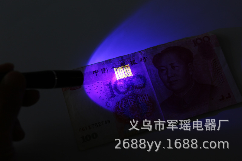 Pluma de luz púrpura detector de dinero de luz pluma UV395mn detector de dinero de longitud de onda anti-falsificación tabaco vino púrpura luz pluma fabricante de Luz