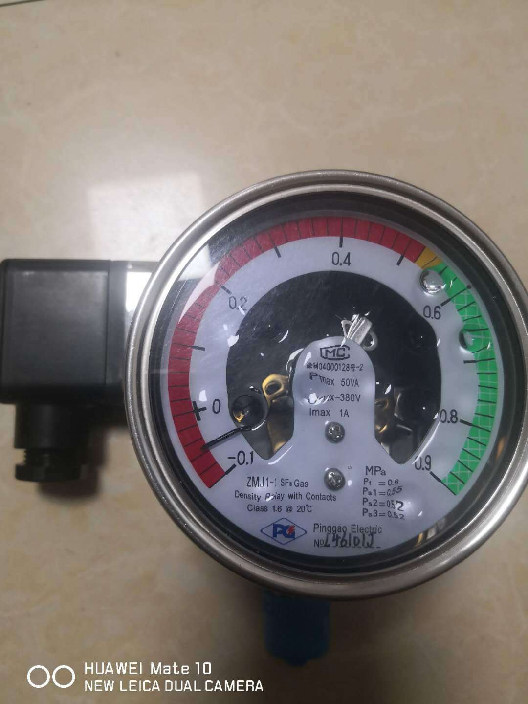 ZMJ1-1(左出线)充油耐震型SF6密度继电器