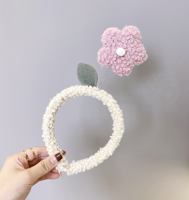 Cartoon Cute Flower Headband Korean Fashion Lamb Plush Wash Cloth Wide-brimmed Headband Hair Bundle Wild Hair Accessories Wholesale Nihaojewelry display picture 8