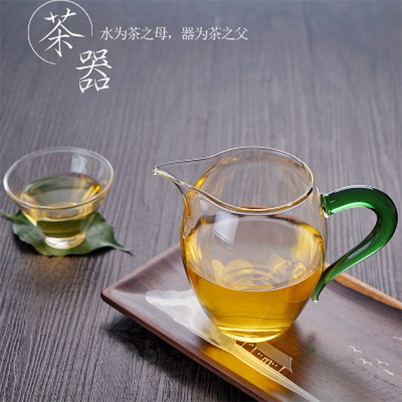 Fábrica al por mayor de vidrio borosilicato taza justa engrosada transparente té mar grande dispensador de té taza justa Kung Fu juego de té