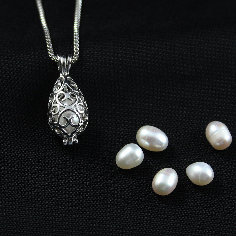 Ing Bottle Pearl Necklace display picture 5