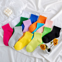 襪子女春季ins潮個性亮色系歐美街頭韓版純色短襪批發零售中筒襪