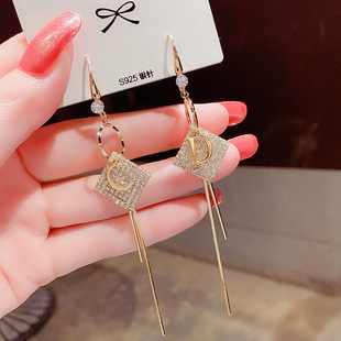 Dongdaemun new D-letter tassel earrings net red explosions earrings 14K thick real gold color earrings wholesale