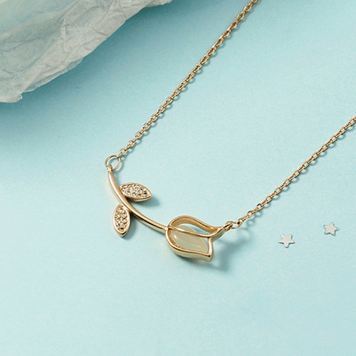 New Korean Tulip Flower Necklace Women's Niche Design Light Luxurious Cat's Eye Temperament Clavicle Chain Rose