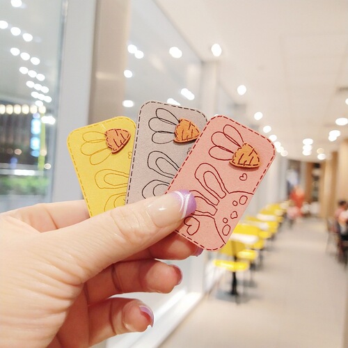 Children's bangs cartoon hair accessories animal headdress magic stickers princess cute little girl broken hair stickers magic stickers