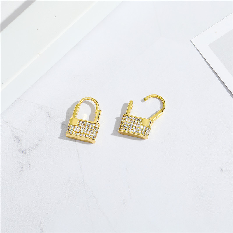 Korean  Copper Micro-inlaid Zircon Lock Earrings display picture 8