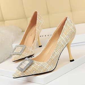 998-5 han edition the stiletto heel cup with shallow mouth pointed spell cloth surface metal diamond square buckle shoes
