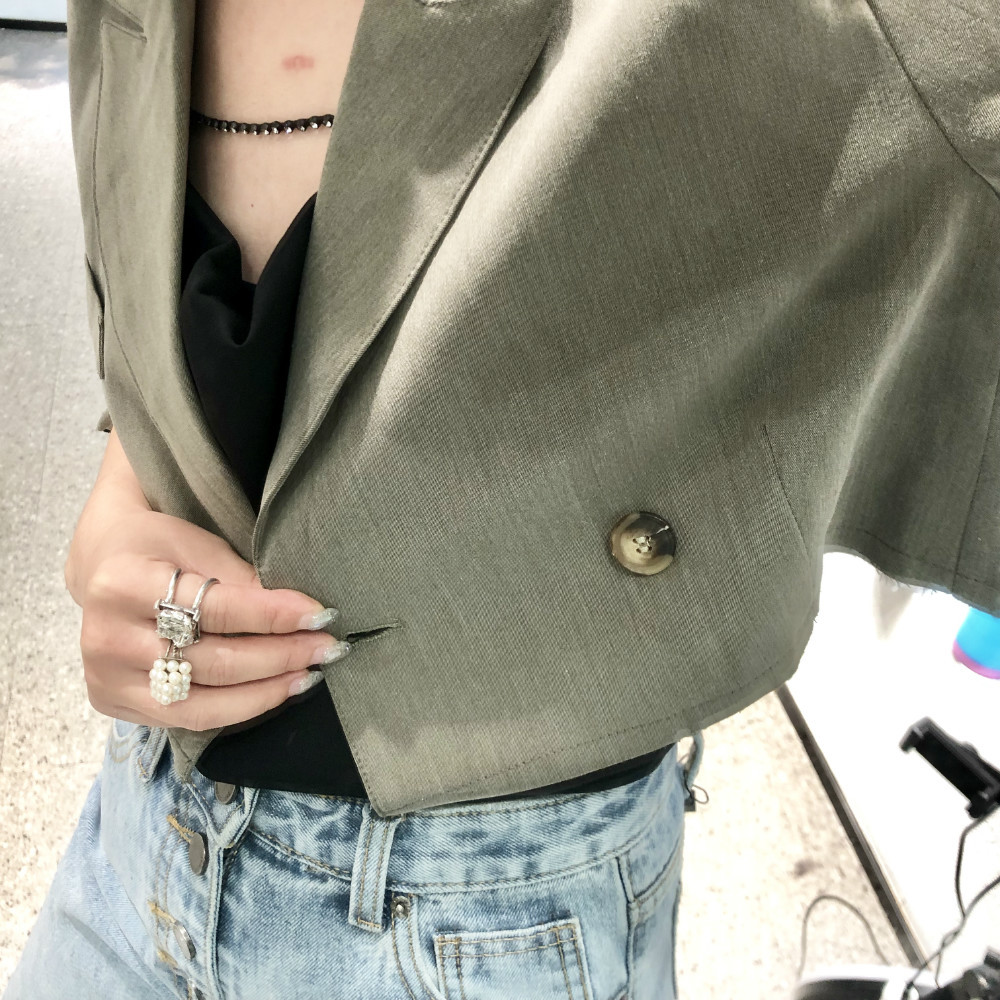 2020 Amoi Korean Edition Self cultivation Show thin commute Small suit Elbow sleeve jacket Short coat Double-breasted 9259