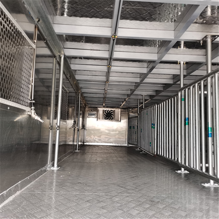 東風多利卡D9運豬車